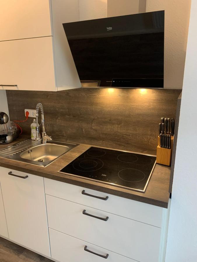 40 Qm Appartment Parkplatz, Balkon,Netflix, Prime Chemnitz Exterior foto