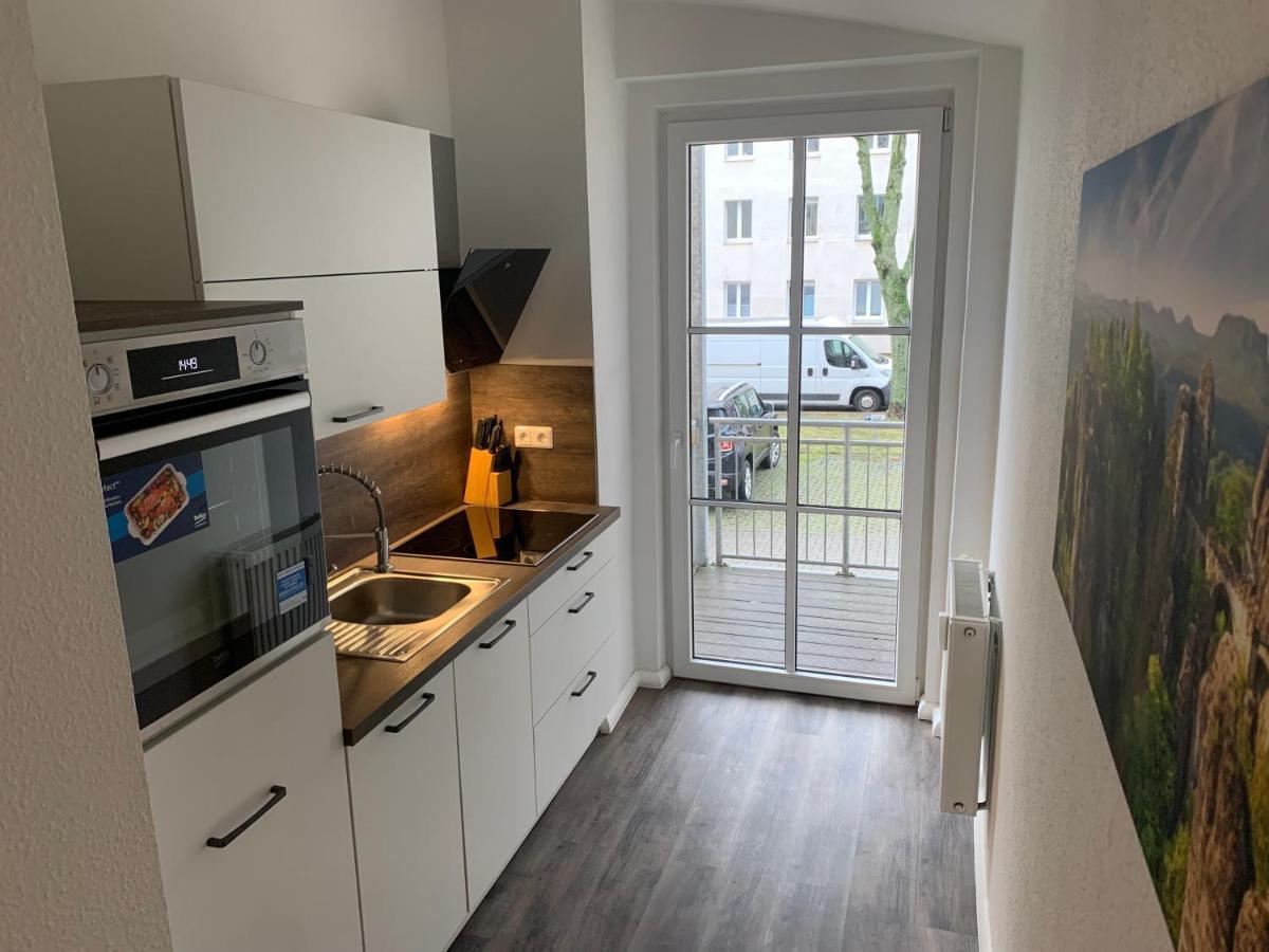 40 Qm Appartment Parkplatz, Balkon,Netflix, Prime Chemnitz Exterior foto